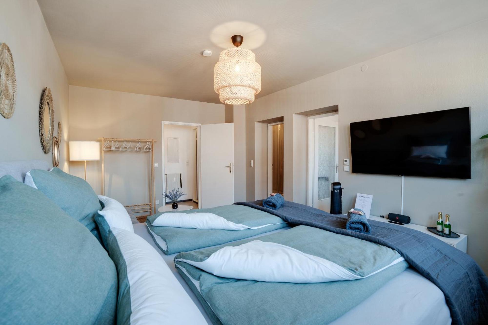 Boho Design Studio - Historic City Center With Free Parking & Aircon By Hero Homes กราซ ภายนอก รูปภาพ